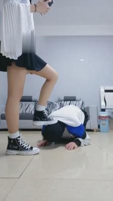 【小刚几】剧情-修理插队狗 bf3678