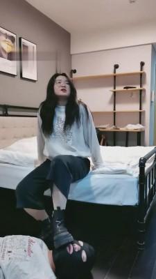 【软熊】白丝坐脸-圣水洗脸 bf3462