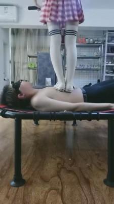 【傲柔】弹力床飞跳踩踏/狠跺肚子胸口 bf7976