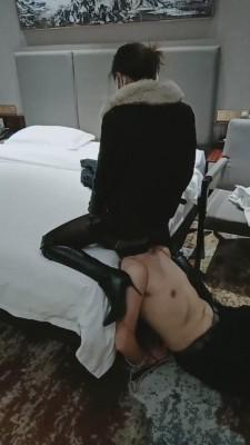 【多多】胯下这狗好饥渴 bf7641