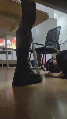 【文文文】双S皮靴无意识被发现后 bf7604