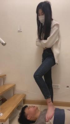 【灵猫】手脚耳光15分钟500+ bf7597