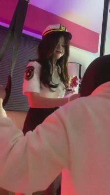 【甜甜】剧情-惩罚扫楼狗 bf7350