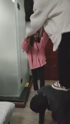 【开发素人】三素人精神小妹首调狗 bf7286