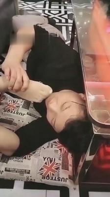 【撩妹男神】大长腿KTV公主调教双M bf7312