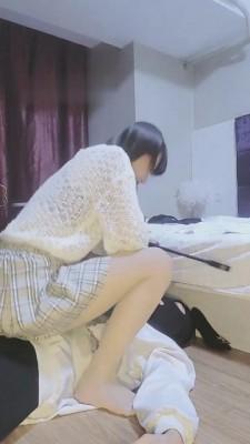 【奈美】新主播-第一次现实的小学弟 bf7304