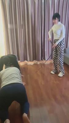 【二宝】超颜素人-重长靴抠挠血痕踩脖子跳舞口水【完整版】 bf9160