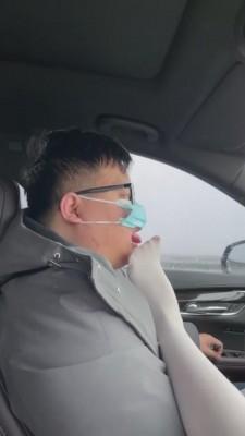 【绘子sama】车上闻原味臭脚 bf7519