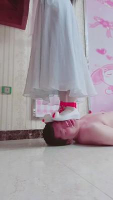 【兔粉粉】坐脸/全体重踩/虐乳 bf7525