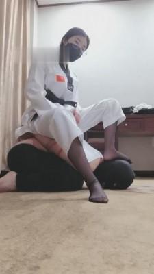 【梓晨】跆拳道服踢裆 bf9116