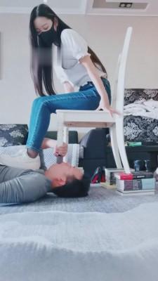 【猫神大人】人体家具桌子腿全体重深喉 bf9104