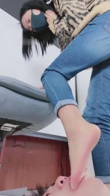 【美离子】沉浸式体验舔脚专场 bf9134