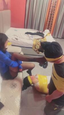 【逗逗】重度升级强制双奴比赛深喉封鼻窒息 bf9215