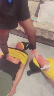 【逗逗】重度升级强制双奴比赛深喉封鼻窒息 bf9215