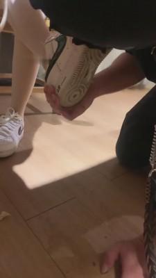 【甜甜】和空姐闺蜜羞辱乘客 bf7450