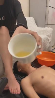 【灵猫】圣水恋足深喉插吐 bf7415