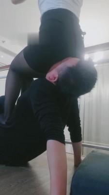 【小贱MT】【暴力】单脚全体重插嘴/踩脸/跳跺 bf7462