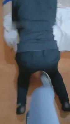 【莉娜】耳光踢裆舔鞋羞辱 bf9208