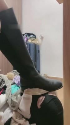 【漫漫】桌底狗原味袜子活埋 bf9216