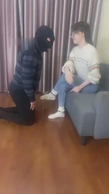 【领主老大】御姐踩踏羞辱不听话学弟 bf9209