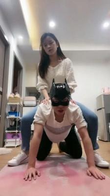 【诗诗&漫漫】TJ胯下马奴伺候双主 【双视角版】 bf9212