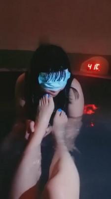 【丹祖宗】温泉内羞辱母狗 bf7792