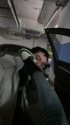 【思诺】停车场的20岁害羞小奶狗 bf7784