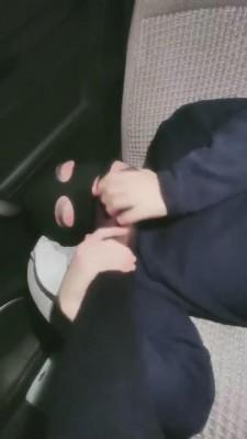 【小蚂蚁女王】素人车内调教-第一次开发 bf7709