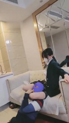 【暴力美学】jk白靴腿绞/白靴踢裆/坐脸/白丝深喉/舔脚 bf7678