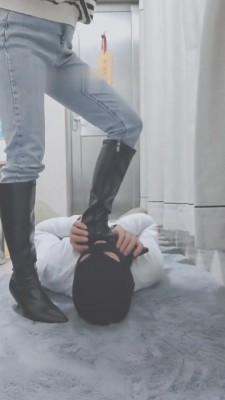 【灵竹夏琳】高跟肉丝+长靴深喉舔鞋【完整版】 bf7275