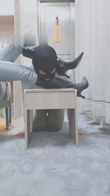 【灵竹夏琳】高跟肉丝+长靴深喉舔鞋【完整版】 bf7275