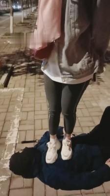 【多多】大马路上反绑起来狠虐 bf7256