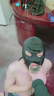 【樱桃大大】姐妹花黑丝美腿的脚下狗 bf7264