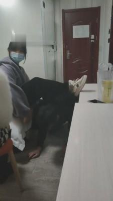 【开发素人】被两位素人精神小妹虐待 bf7261