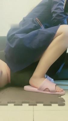 【玖幽】白袜踩狗头等外卖 bf9060