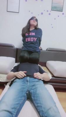 【涵涵】超强坐脸玩弄狗奴才 bf7892