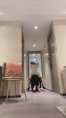 【禾末】网红模特白棉袜戏耍家奴 bf9177