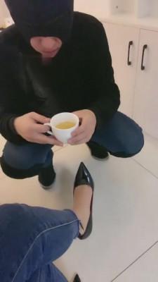 【小劳拉】强制调戏推销小哥 bf7408