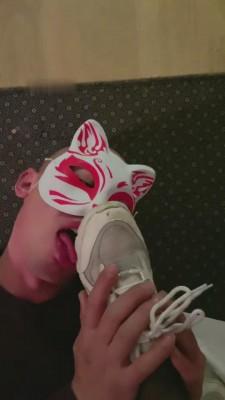 【夕微】第一视角超重度踩踏/舔脏鞋底 bf7904