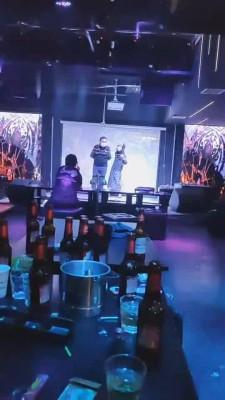 【乐爷】SM酒吧调教 bf7959