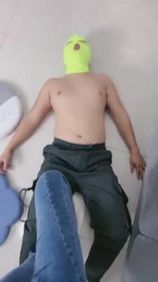 【美离子】脏运动鞋白棉袜羞辱绿帽狗 bf7932