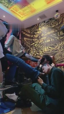 【雪莉】教多个素人闺蜜群调狗奴 bf7231