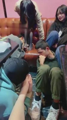 【雪莉】教多个素人闺蜜群调狗奴 bf7231