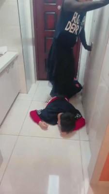 【逗逗】调戏我的下场就是踩死 bf7933