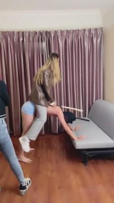 【二宝】双S重度长鞭/坐脸窒息鞭打混合双打【双视角版】 bf7156