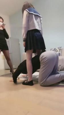 【梦露】双S家奴式踩踏/面包鞋底舔鞋底【双视角版】 bf7124