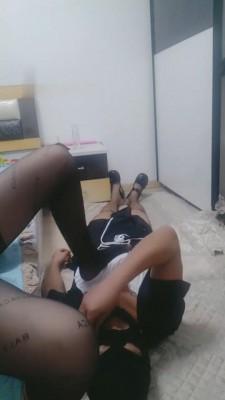 【蓝蝶魅主】黑丝网袜羞辱变装女仆 bf7059