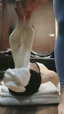 【三三】超强坐脸/原味臭脚踩踏羞辱 bf6951