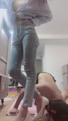 【诗诗】双S-全体重踩狗脸/坐肚子+脸/踩舌头/口水 bf6822