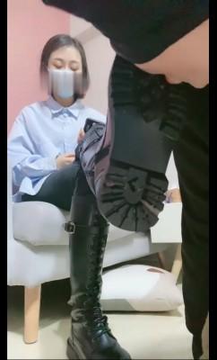 【Q月s】TJ场：黑色马丁靴骑马踩踏遛狗喂食 bf6806